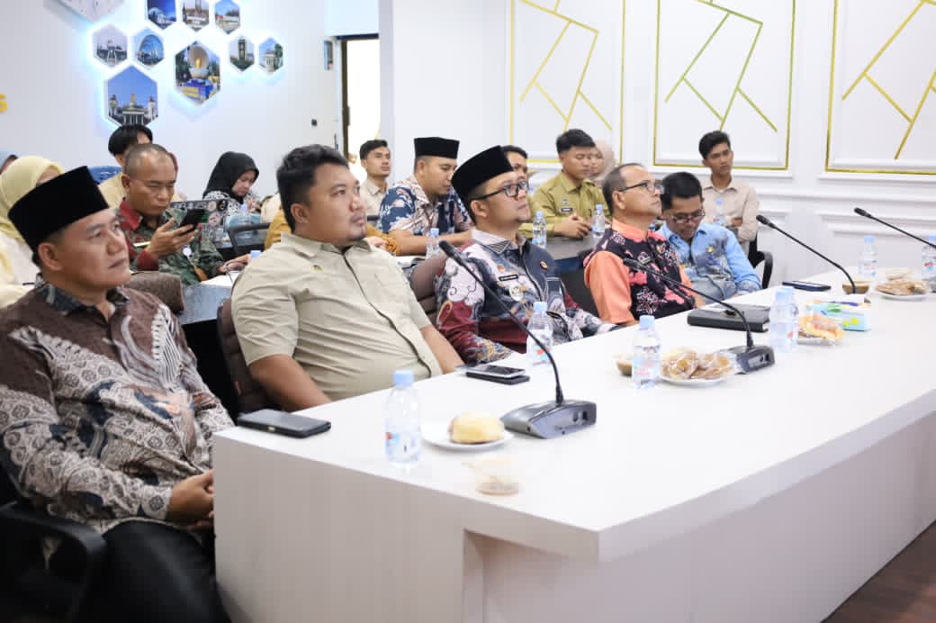 Wakil Walikota Muhammad Fadly Abdina Bersama Satgas MBG Kota Tanjungbalai Ikuti Rapat Koordinasi Standarisasi Formulir Validasi Penerima Manfaat MBG