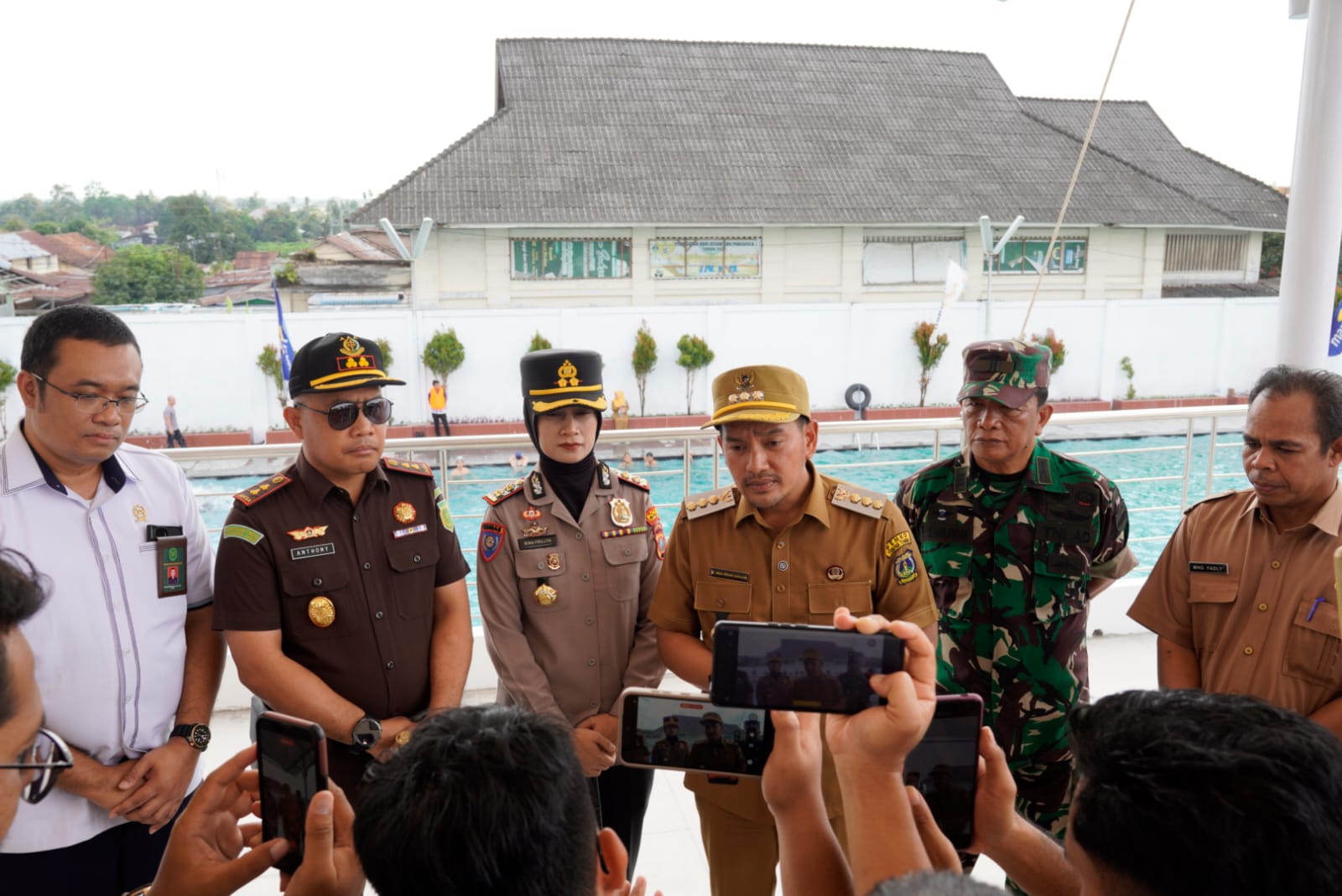 Resmikan Kolam Renang Pemko Tebing Tinggi, Walikota: Wujud Nyata Pemerintah Hadirkan Fasilitas Olahraga Dan Rekreasi