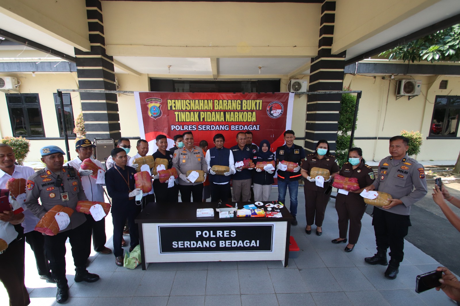 Wakapolres Sergai Musnakan Barang Bukti Narkotika Ganja, Dua Orang Diamankan