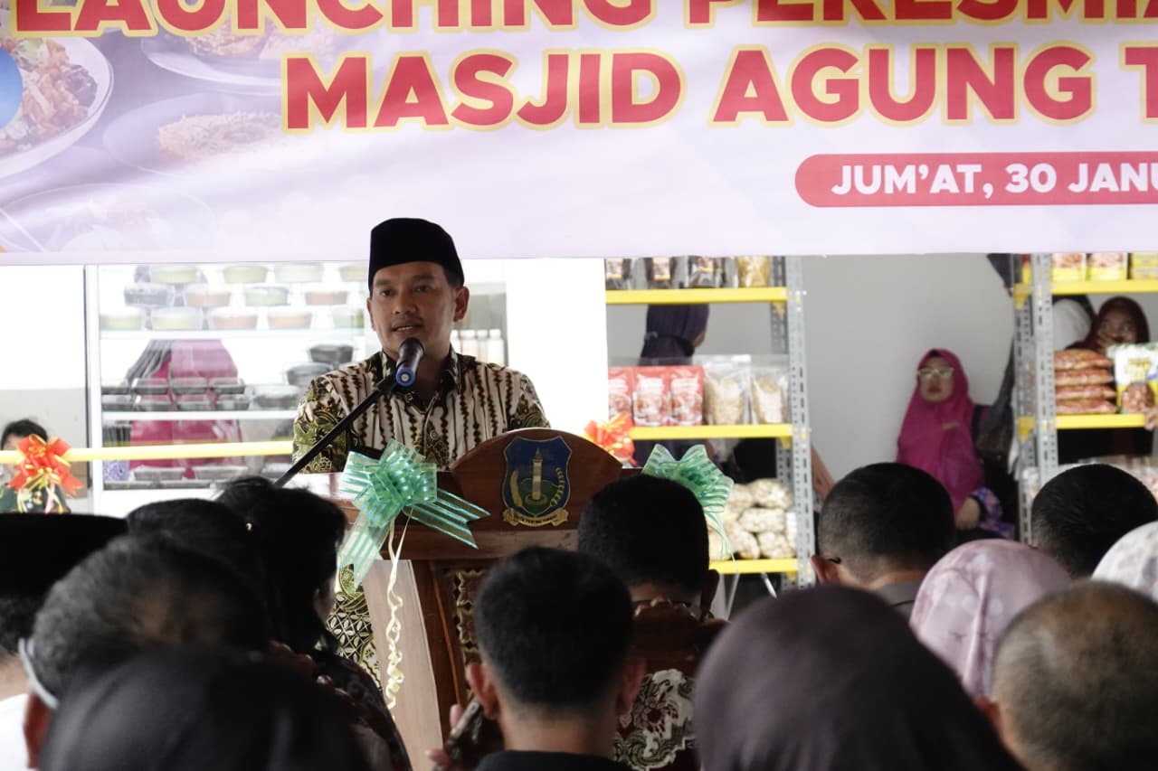 Resmikan Pusat Kuliner Masjid Agung, Walikota Tebing Tinggi Sampaikan Tiga Pesan Utama