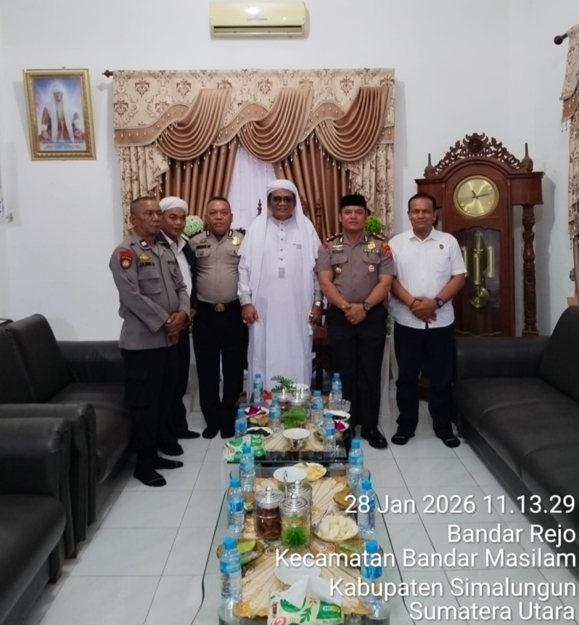 Kapolsek Perdagangan Iptu Patar Banjarnahor, S.H, M.H Silaturahmi ke Pondok Pesantren DR. Syekh Salman Daim Bandar Rejo