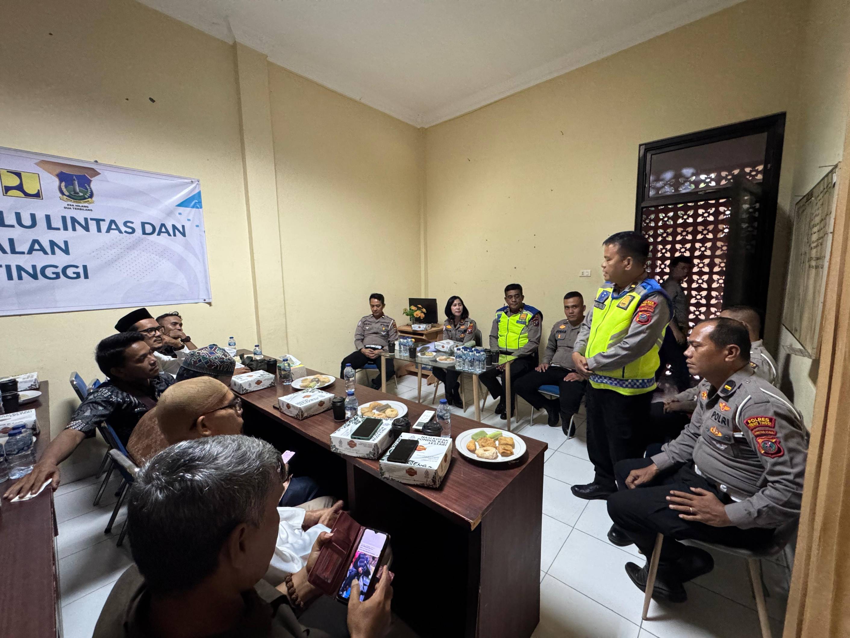 Satlantas Polres Tebing Tinggi Ramah Tamah dan Berbuka Puasa Bersama Wartawan