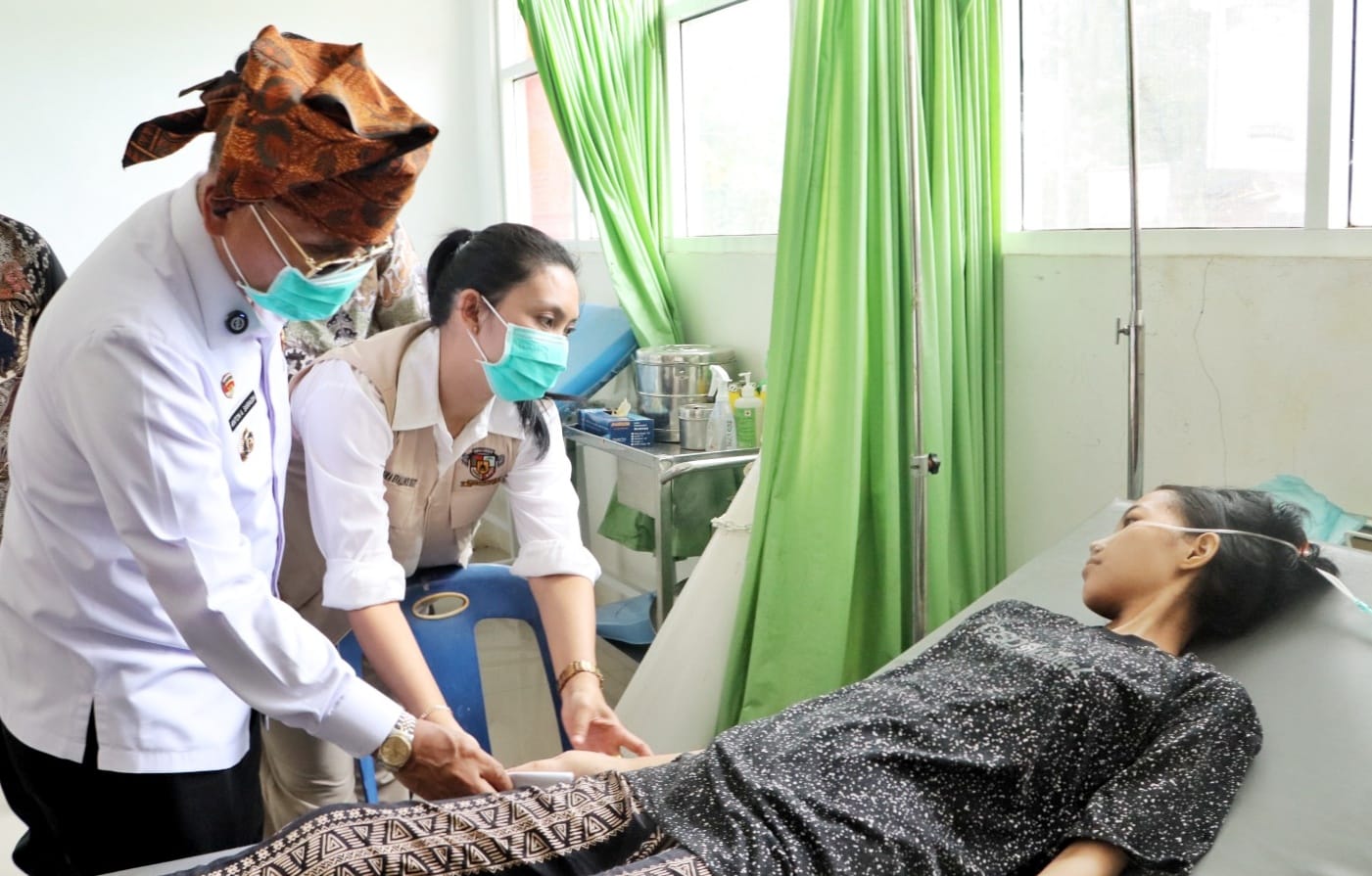 Peduli Terhadap Kesehatan Masyarakat: Bupati Simalungun Evakuasi Tisa Nurzila ke RSUD Perdagangan