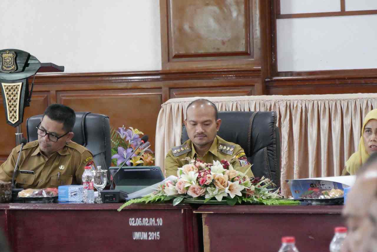 Pimpin Rakorpem, Wali Kota Mahyaruddin Salim Sampaikan Sejumlah Pesan Penting Dalam Mewujudkan Program Strategis Kinerja OPD Pemko Tanjungbalai Berjalan Optimal.