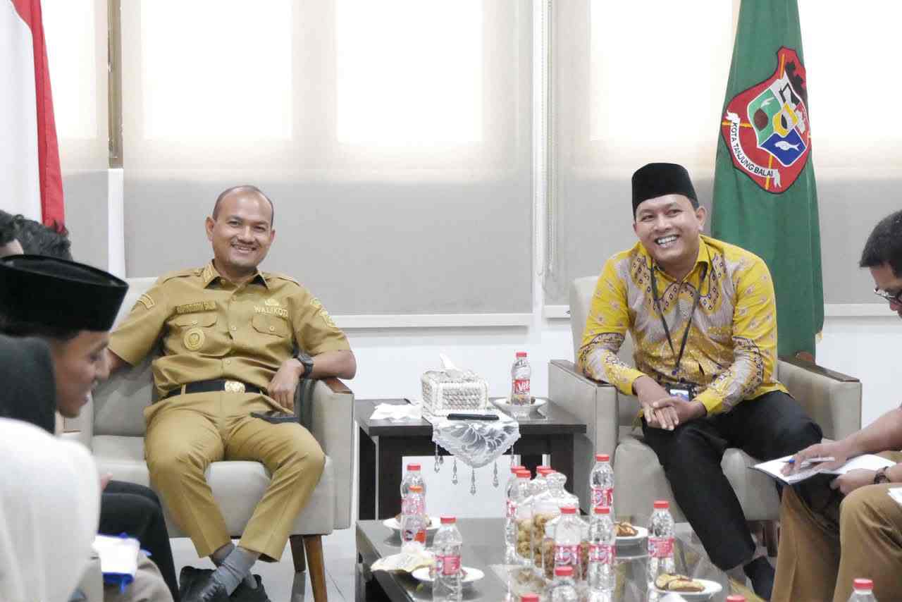 Terima Tim Kemenkomdigi, Wali Kota Mahyaruddin Salim : Pemko Tanjungbalai Dukung Literasi Digital 2026.