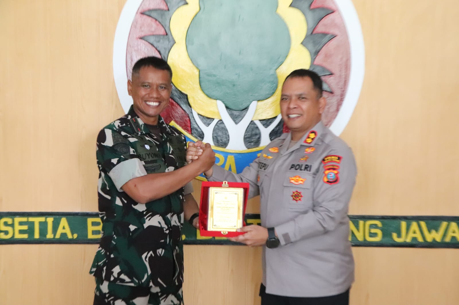 Perkuat Sinergitas, Kapolres Segai Kunjungan Brigif 7/Rimba Raya