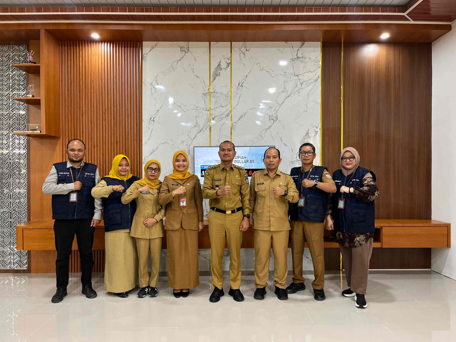 Terima Audensi UPTD PPA Dinas P3A-PM dan P2KB Kota Tanjungbalai, Wali Kota Mahyaruddin Tegaskan Keberadaan UPTD Harus Mampu Memaksimalkan Perlindungan Hukum dan Psikologis Bagi Masyarakat.