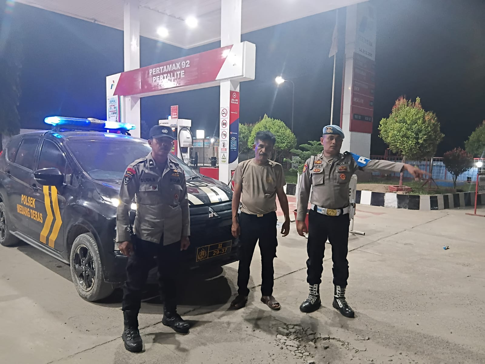 Kapolsek Medang Deras AKP Alfander H. Sagala Pimpin Patroli Antisipasi Balap Liar dan Begal